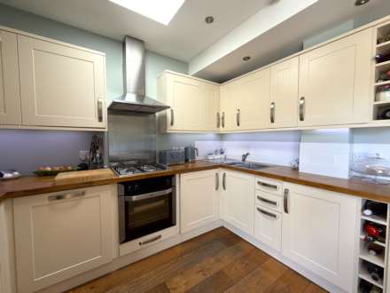Highmead, London  ***3D FLOORPLAN & VIDEO  AVAILABLE ***, Image 2