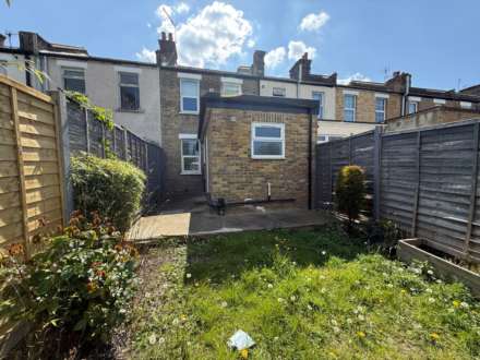 Abbey Grove, Abbey Wood ***3D FLOORPLAN & VIDEO  AVAILABLE ***, Image 13