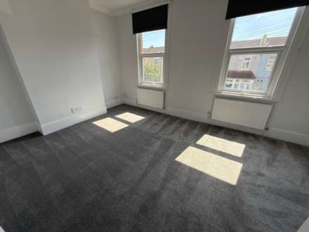 Abbey Grove, Abbey Wood ***3D FLOORPLAN & VIDEO  AVAILABLE ***, Image 14