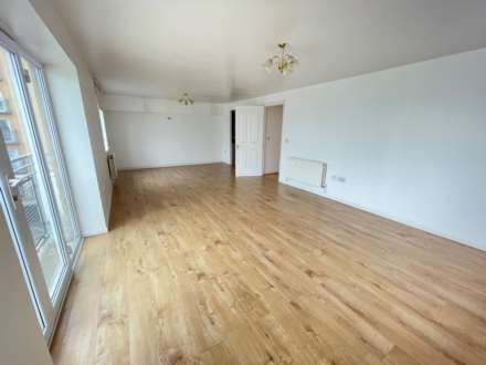 Schooner House, Chichester Wharf, Image 10