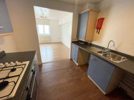 Schooner House, Chichester Wharf, Image 13