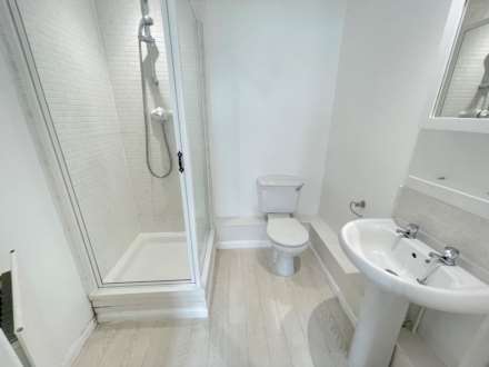 Schooner House, Chichester Wharf, Image 7