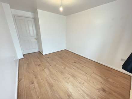 Schooner House, Chichester Wharf, Image 8