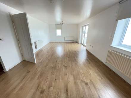 Schooner House, Chichester Wharf, Image 9