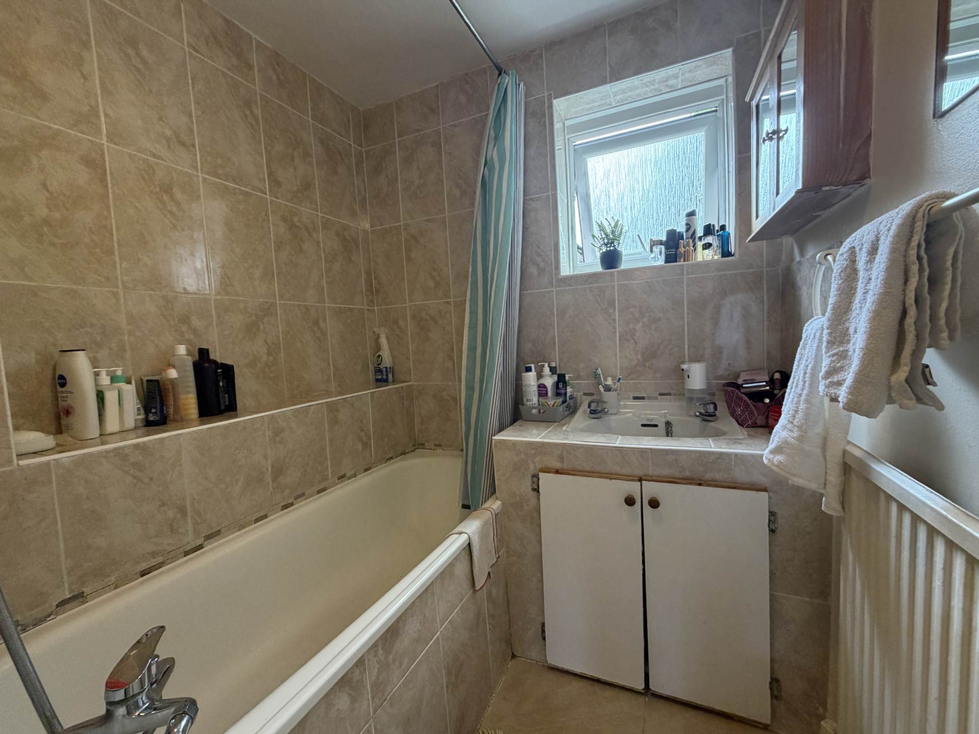 Woolf Close, Thamesmead ** VIDEO & 3D FLOORPLAN AVAILABLE **, Image 13