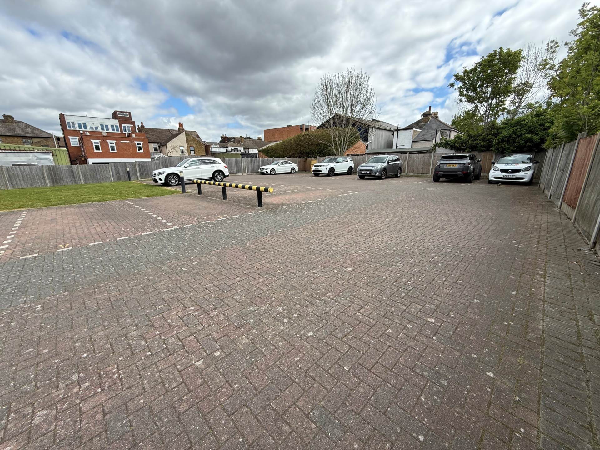 Devonshire Road, Bexleyheath ** 3D FLOORPLAN AVAILABLE **, Image 4