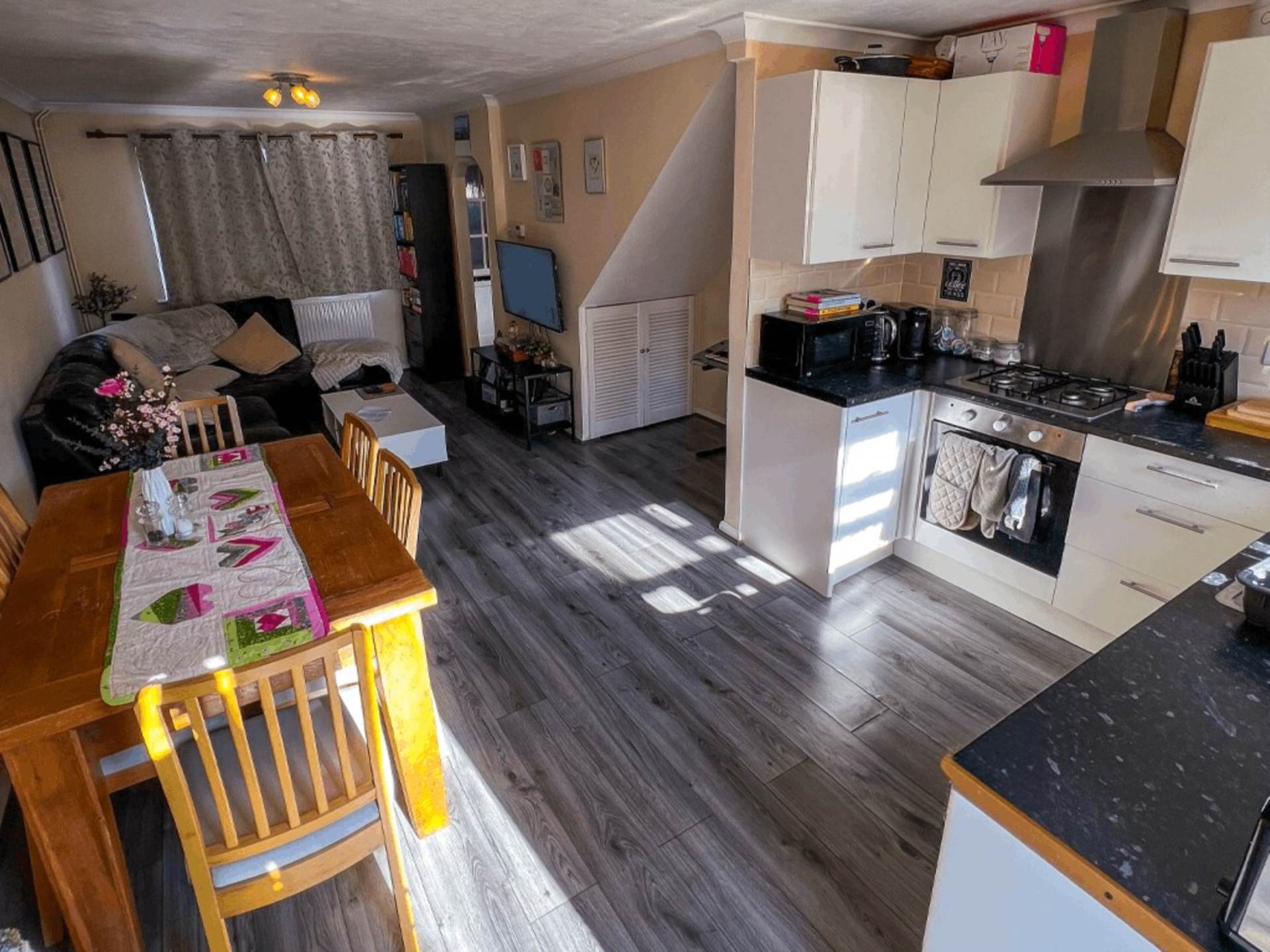 Halifield Drive, Belvedere ***3D FLOORPLAN & VIDEO  AVAILABLE ***, Image 6