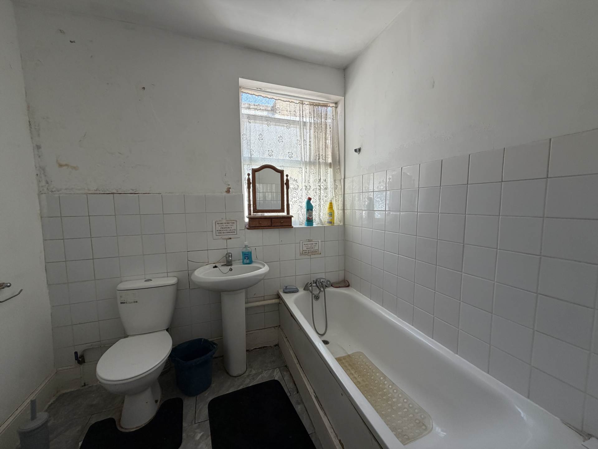 Abbey Wood Road, London ** 3D FLOORPLAN AVAILABLE **, Image 10