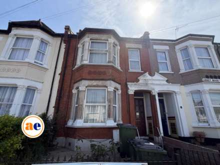 Abbey Wood Road, London ** 3D FLOORPLAN AVAILABLE **, Image 1