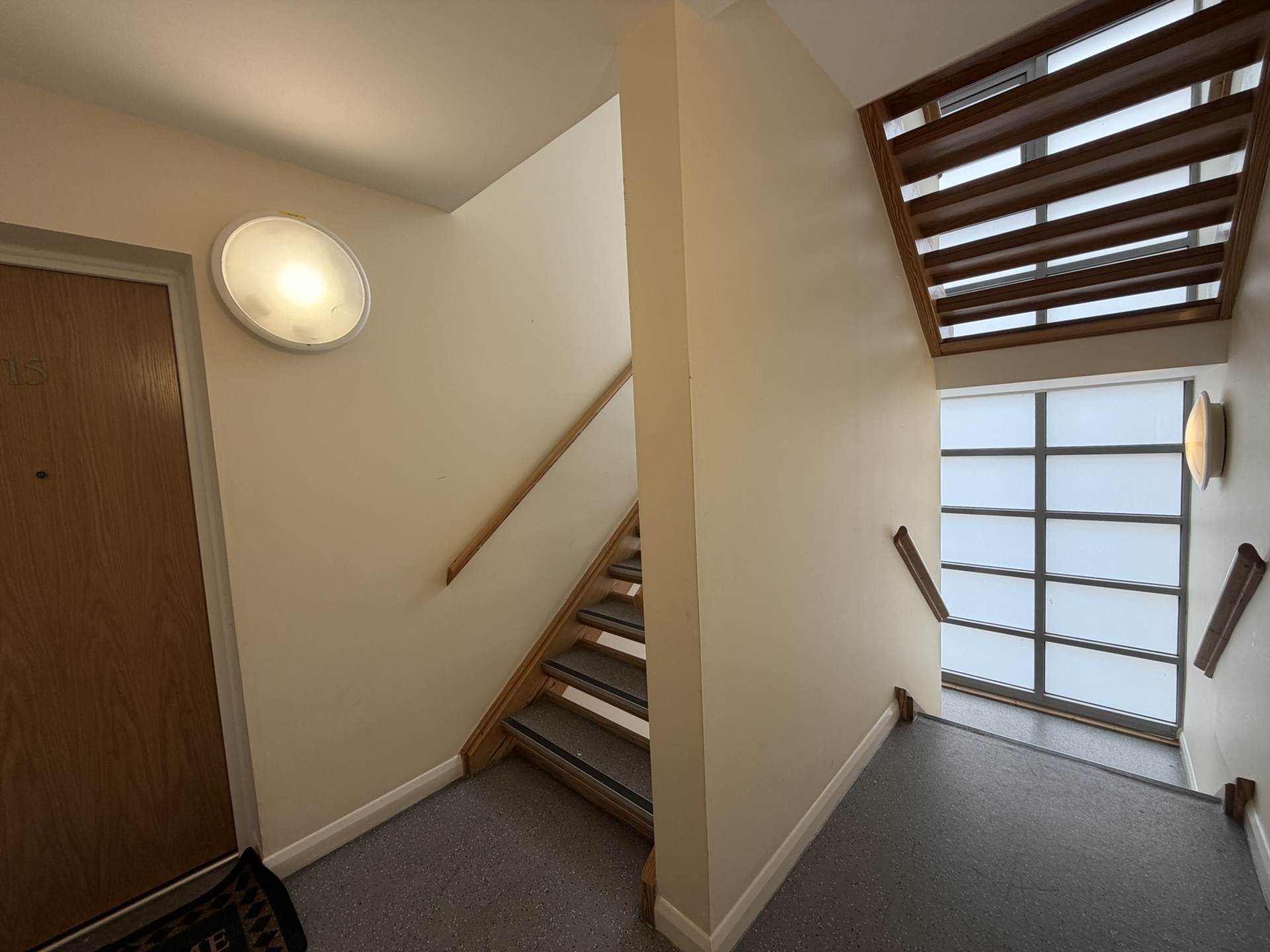 CHARLESMERE GARDENS SE28 0AL   * VIDEO & 3D FLOORPLAN AVAILABLE *, Image 9