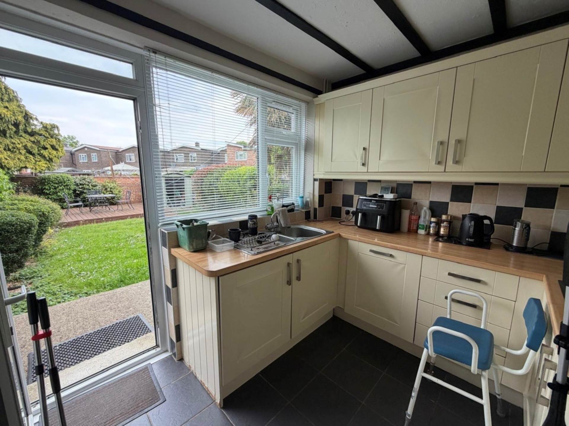 Brimpsfield Close, London, Image 4