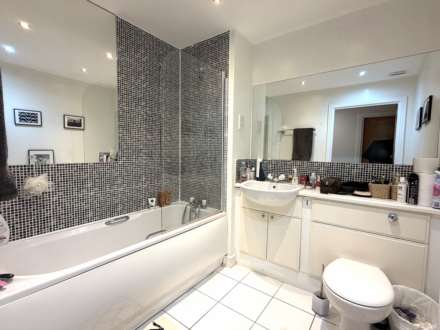 Tideslea Tower, London   ***3D FLOORPLAN & VIDEO  AVAILABLE ***, Image 12