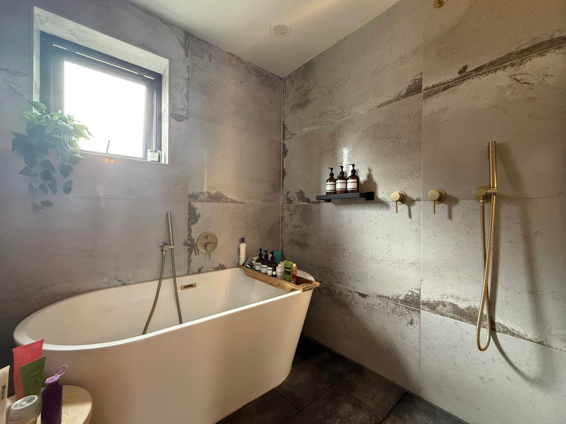 Woolf Close, London ***3D FLOORPLAN & VIDEO  AVAILABLE ***, Image 16