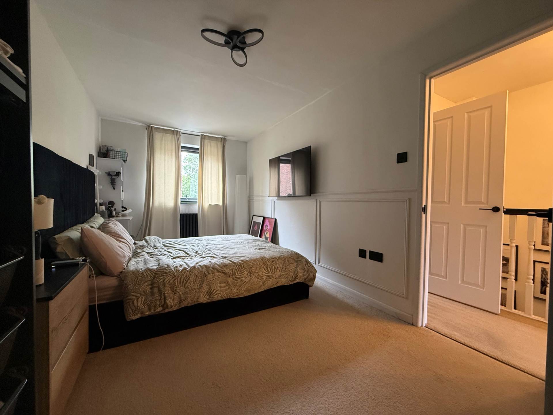 Woolf Close, London ***3D FLOORPLAN & VIDEO  AVAILABLE ***, Image 9