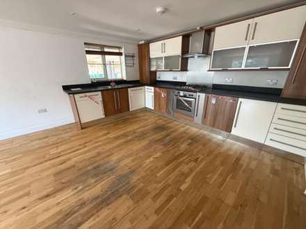Devonshire Road, Bexleyheath ** 3D FLOORPLAN AVAILABLE **, Image 4