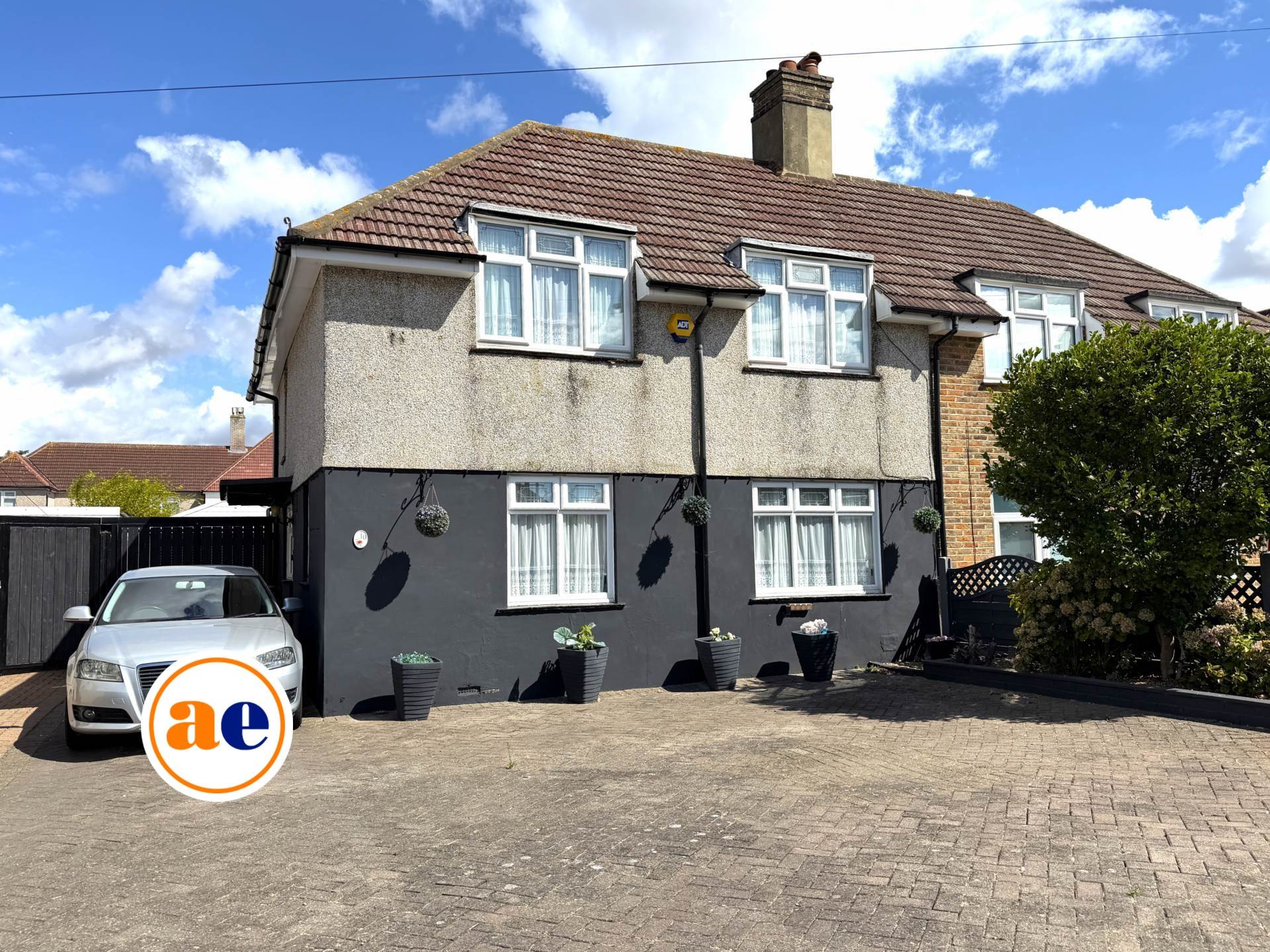 Heath Way, Erith  ** 3D FLOORPLAN AVAILABLE **, Image 1
