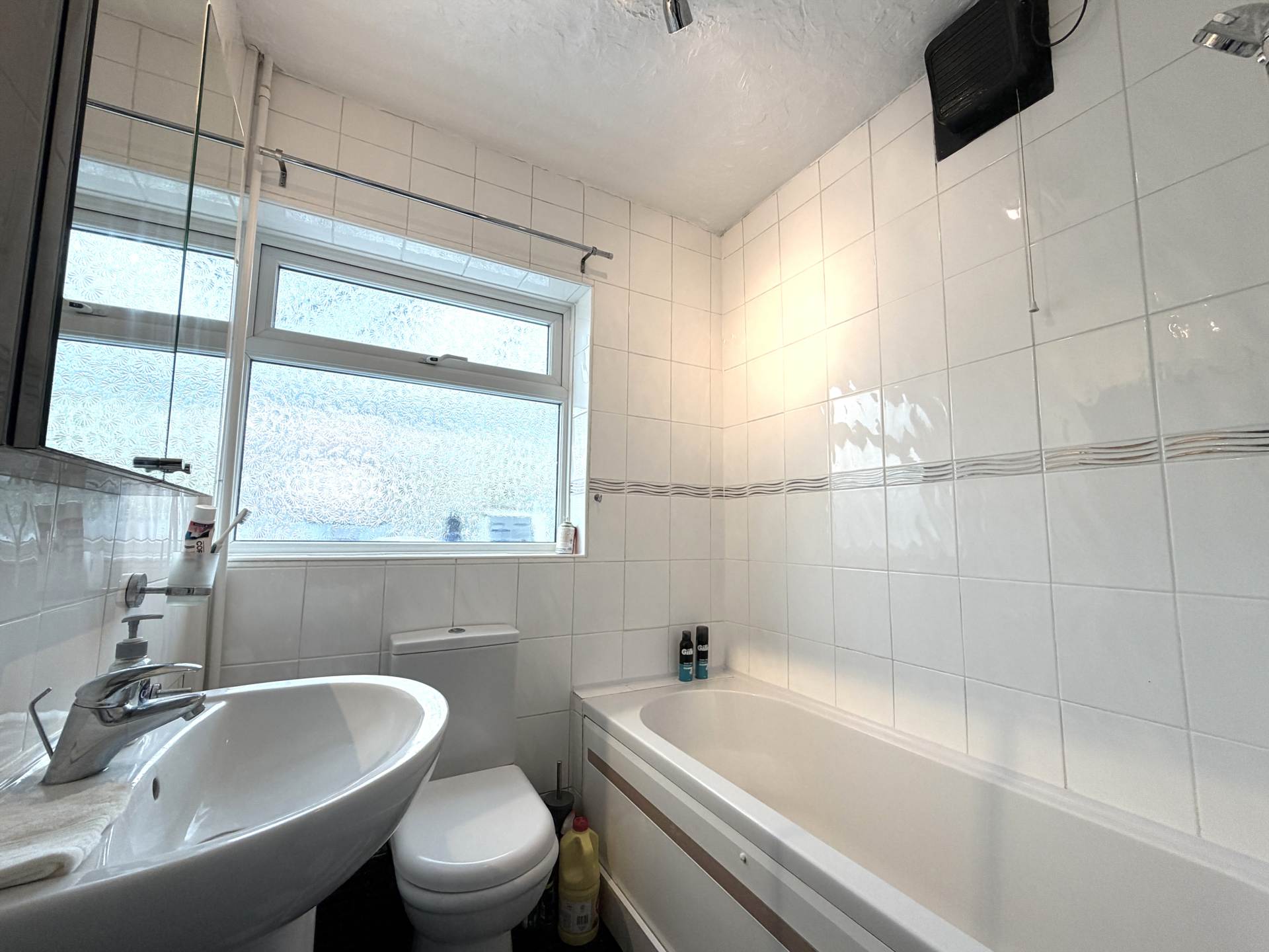 Heath Way, Erith  ** 3D FLOORPLAN AVAILABLE **, Image 11