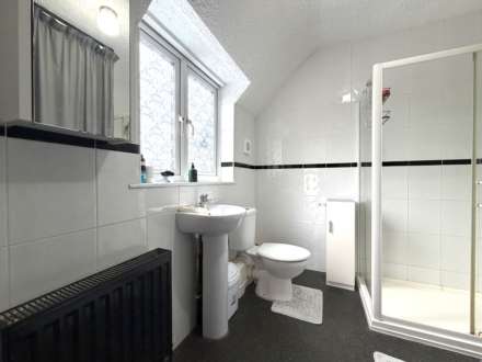 Heath Way, Erith  ** 3D FLOORPLAN AVAILABLE **, Image 16