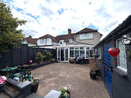 Heath Way, Erith  ** 3D FLOORPLAN AVAILABLE **, Image 20