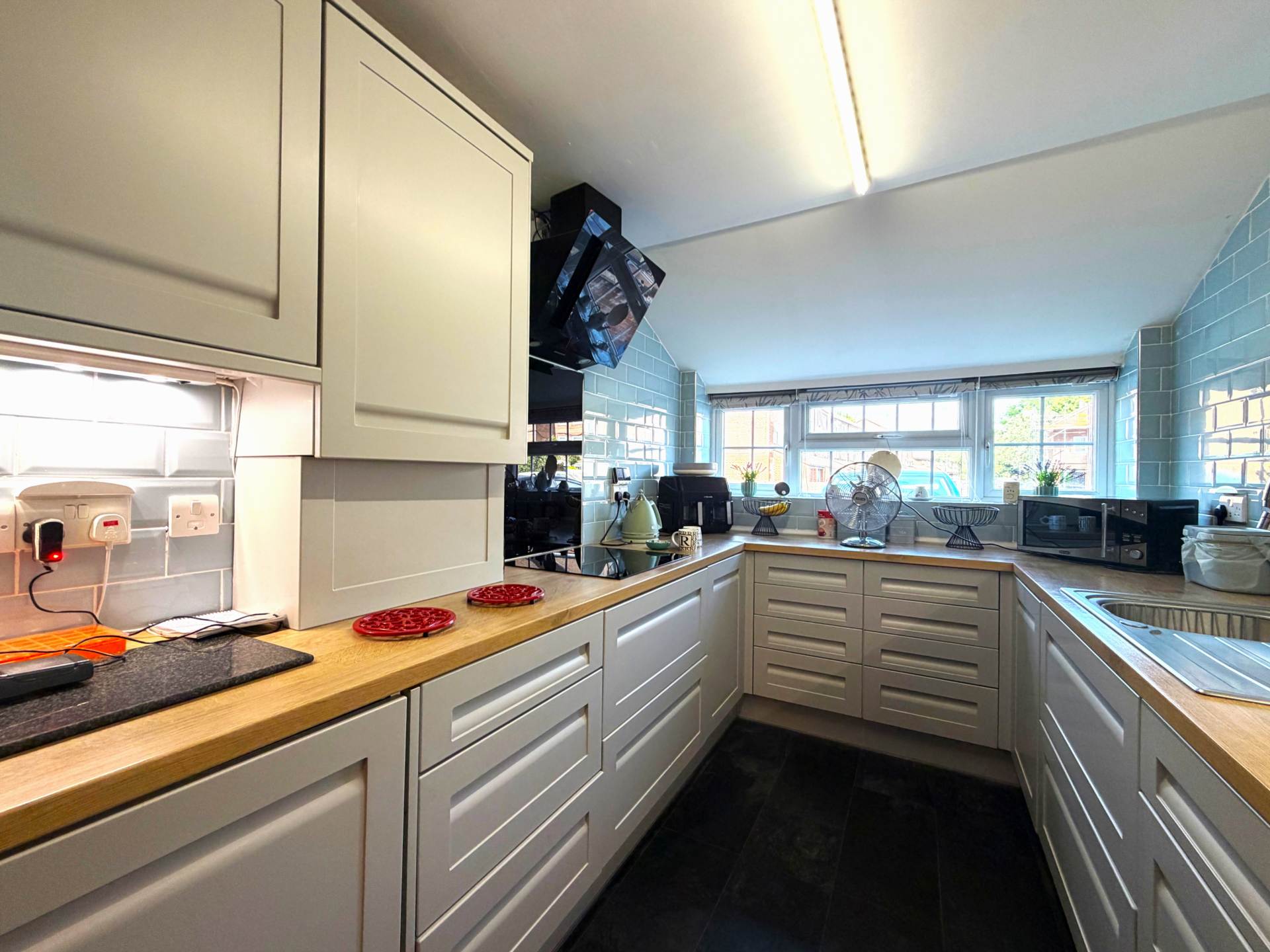 Fieldfare Road, Thamesmead ***3D FLOORPLAN & VIDEO  AVAILABLE ***, Image 4