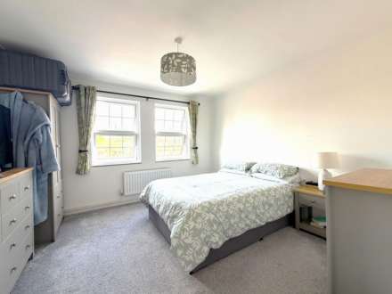 Fieldfare Road, Thamesmead ***3D FLOORPLAN & VIDEO  AVAILABLE ***, Image 11