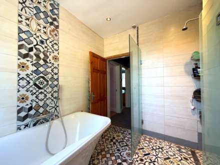 Valley Road, Erith   ** VIDEO & 3D FLOORPLAN AVAILABLE **, Image 18