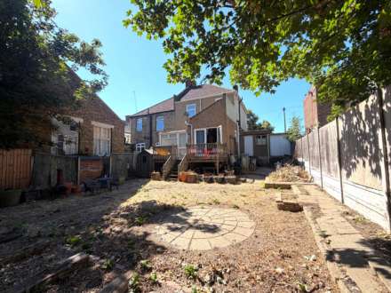 Valley Road, Erith   ** VIDEO & 3D FLOORPLAN AVAILABLE **, Image 20