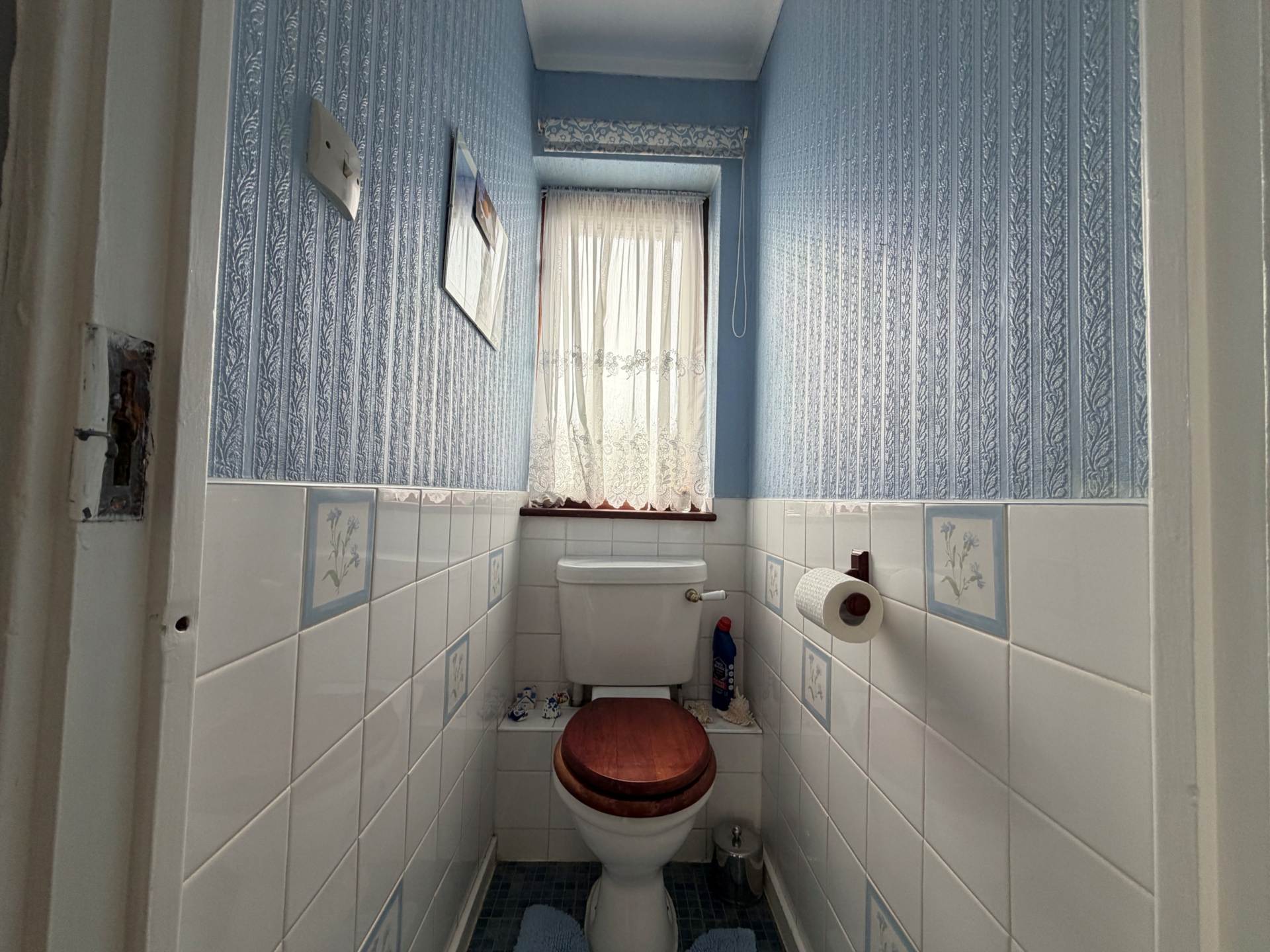 Mottisfont Road, London ** 3D FLOORPLAN AVAILABLE **, Image 16