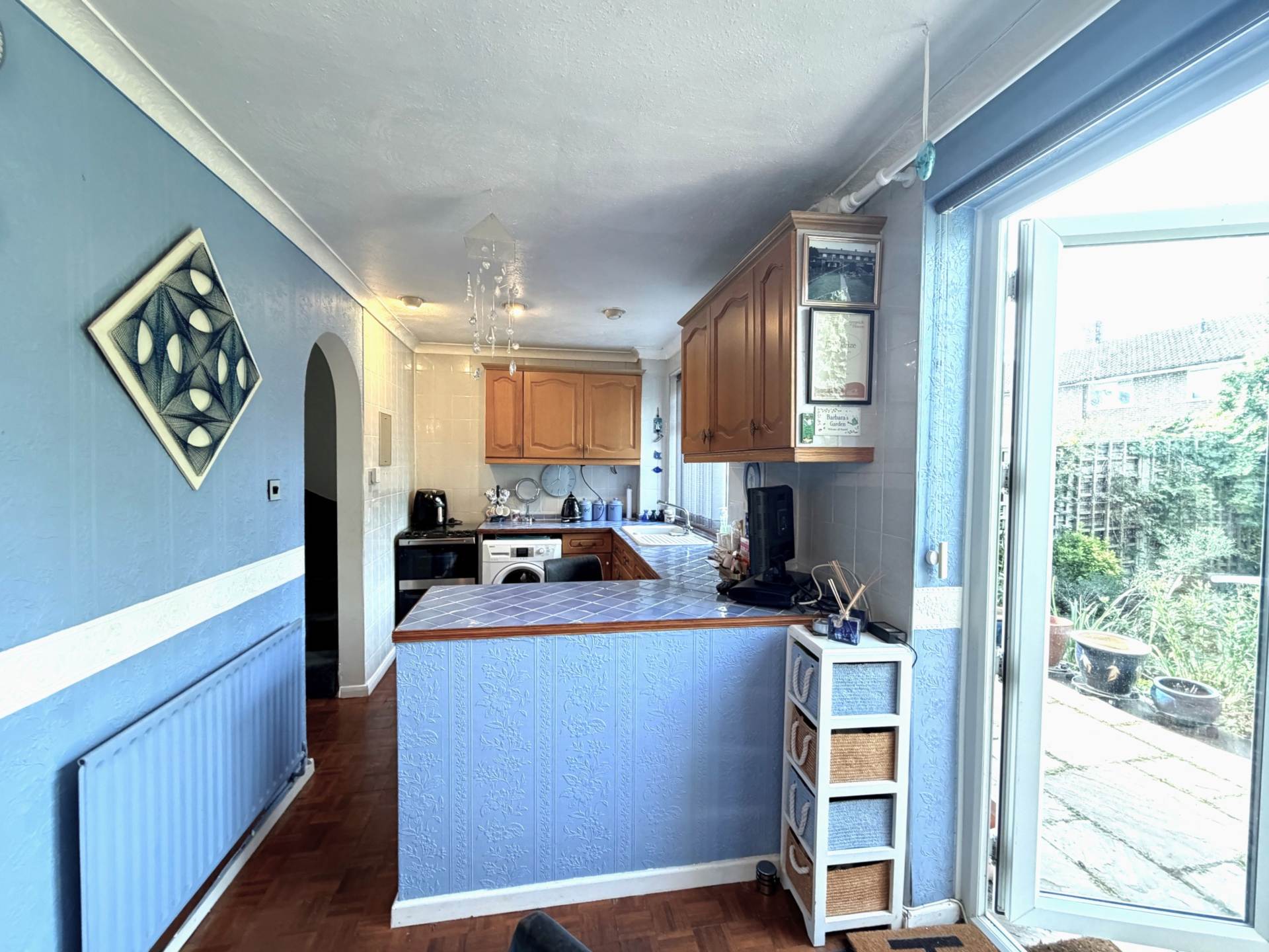 Mottisfont Road, London ** 3D FLOORPLAN AVAILABLE **, Image 8