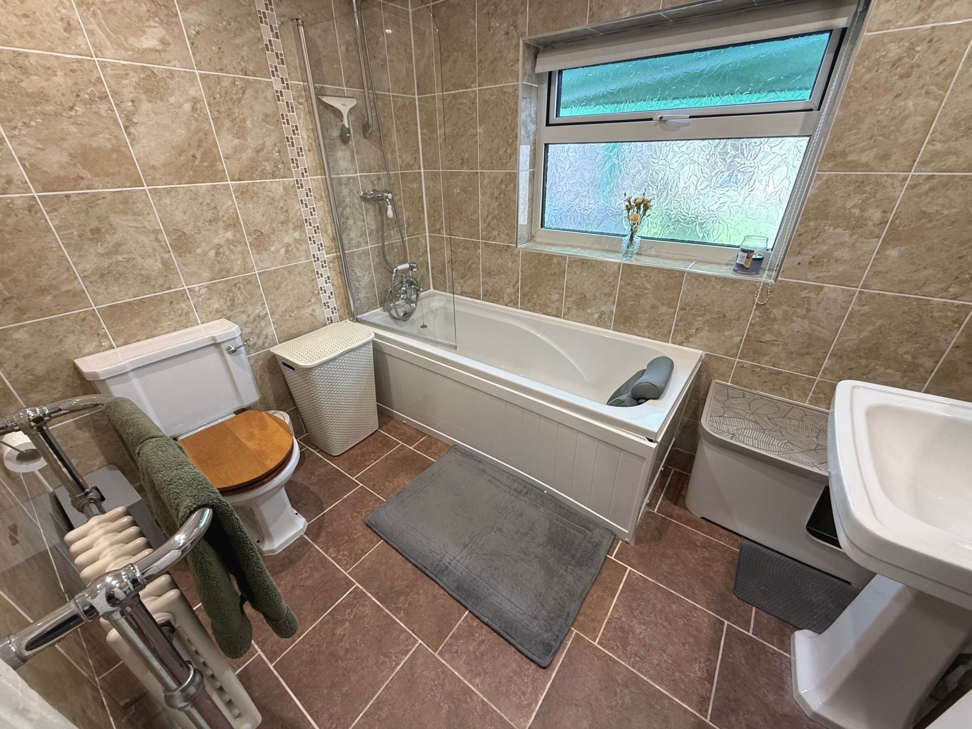 Hurst Road, Northumberland Heath, Erith ** VIDEO & 3D FLOORPLAN AVAILABLE **, Image 11