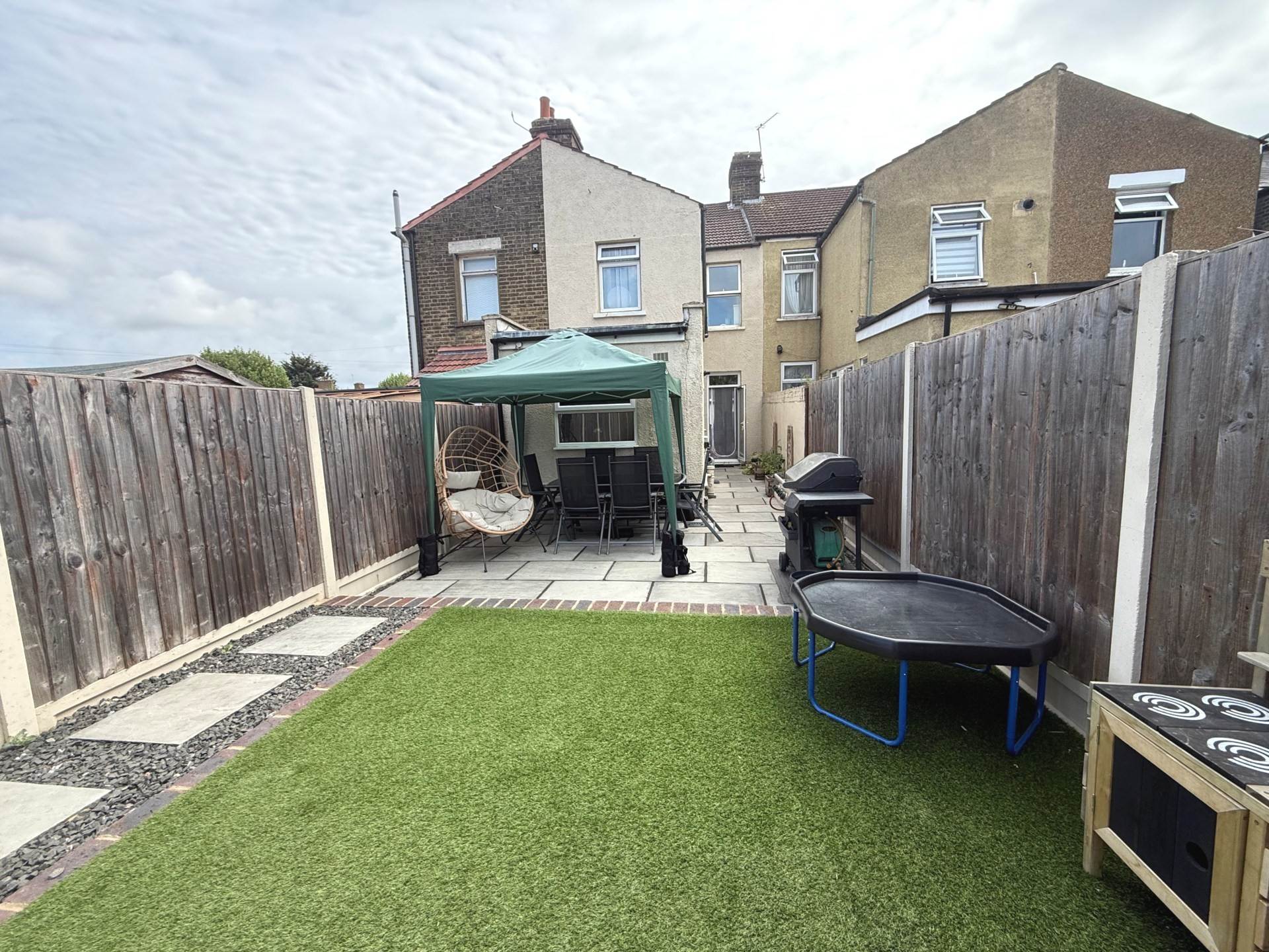 Hurst Road, Northumberland Heath, Erith ** VIDEO & 3D FLOORPLAN AVAILABLE **, Image 22