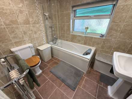 Hurst Road, Northumberland Heath, Erith ** VIDEO & 3D FLOORPLAN AVAILABLE **, Image 11
