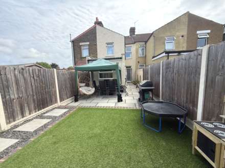 Hurst Road, Northumberland Heath, Erith ** VIDEO & 3D FLOORPLAN AVAILABLE **, Image 22