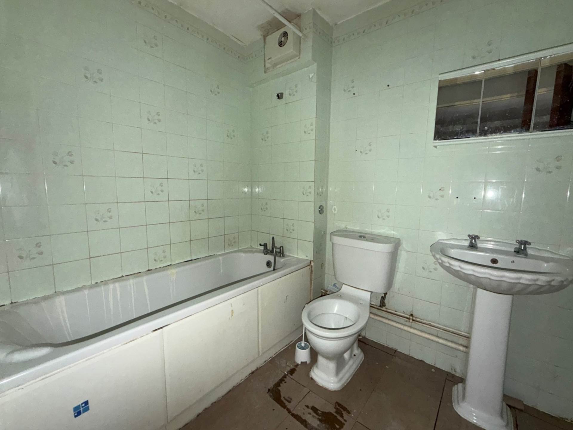 St. Martins Close, Erith ** VIDEO & 3D FLOORPLAN AVAILABLE **, Image 12