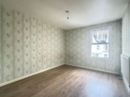 St. Martins Close, Erith ** VIDEO & 3D FLOORPLAN AVAILABLE **, Image 8