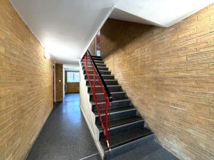 Greenhaven Drive, London ** 3D FLOORPLAN & VIDEO AVAILABLE **, Image 9