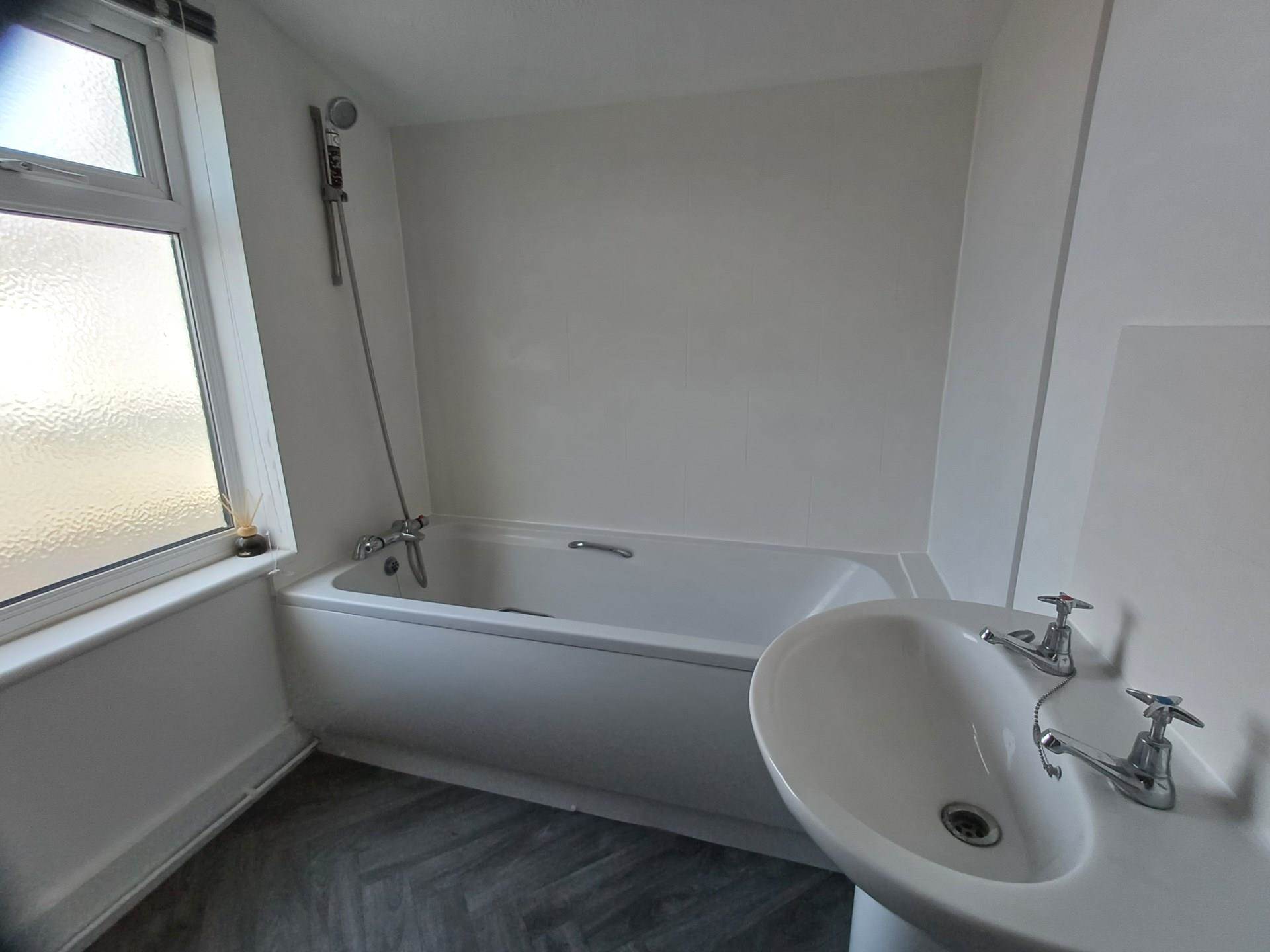 Bexley Road, Northumberland Heath, Image 9