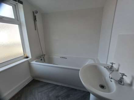Bexley Road, Northumberland Heath, Image 9