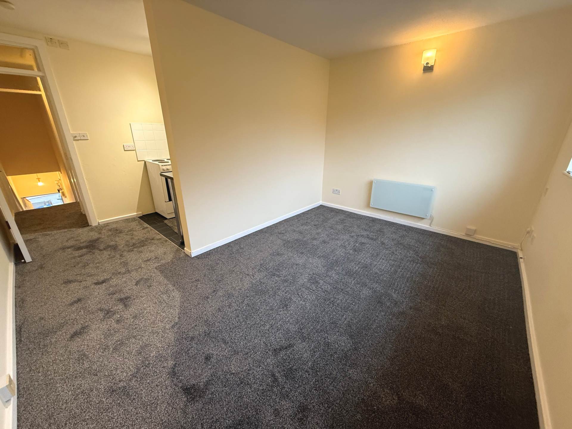 Manorside Close, London, Image 4