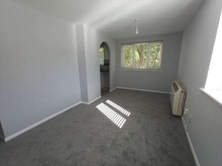 Shortlands Close, Belvedere, Image 4