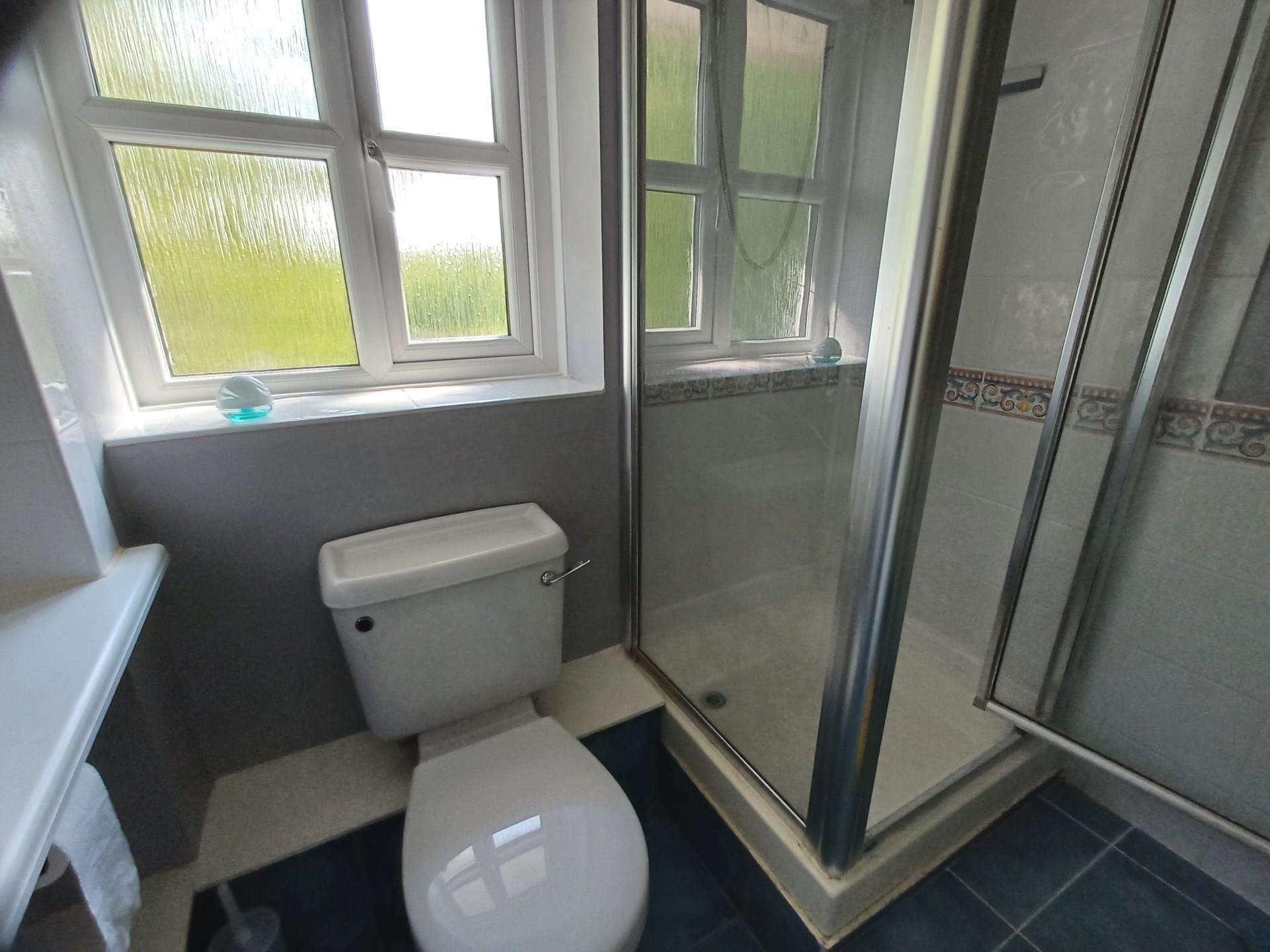 Warepoint Drive, London, Image 7