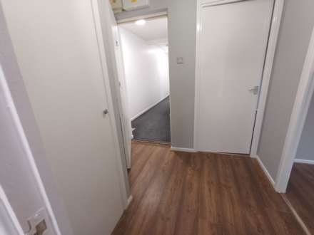 Frobisher Road, Erith, Image 4