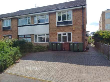 2 Bedroom Maisonette, Picardy Road, Upper Belvedere