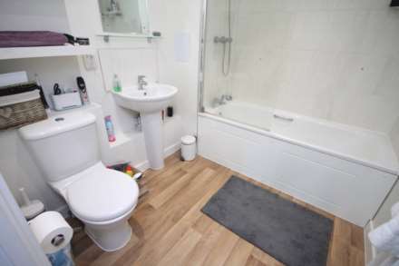 Starkey Place, Erith  ** VIDEO & 3D FLOORPLAN AVAILABLE **, Image 13