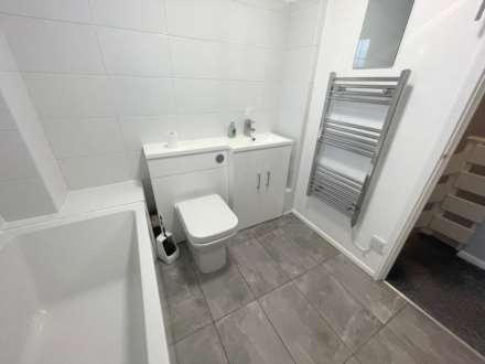 Blakemore Way, Priory Garden, Image 13