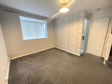 Blakemore Way, Priory Garden, Image 6