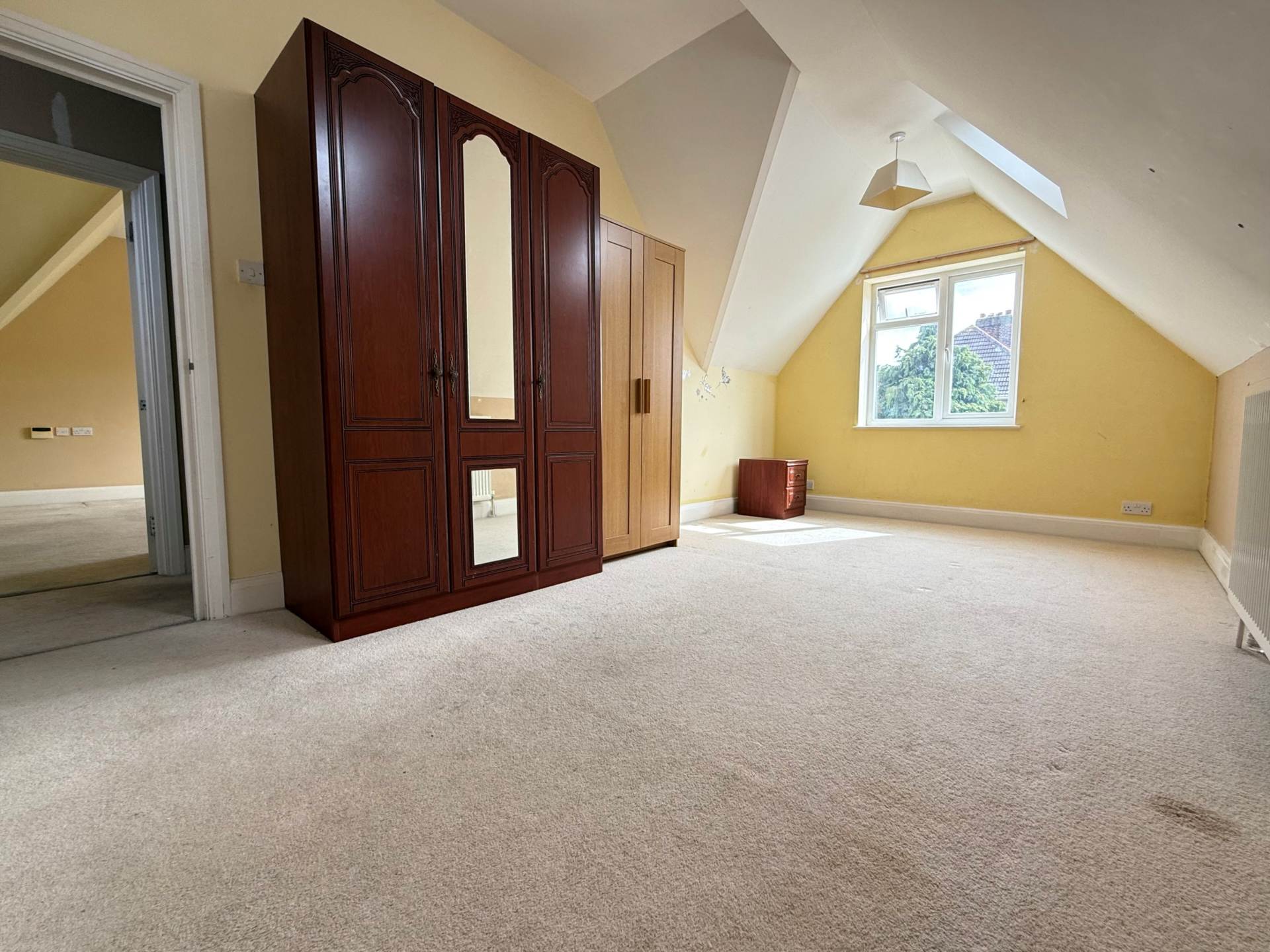 Bedonwell Road, London   ** 3D FLOORPLAN AVAILABLE **, Image 13