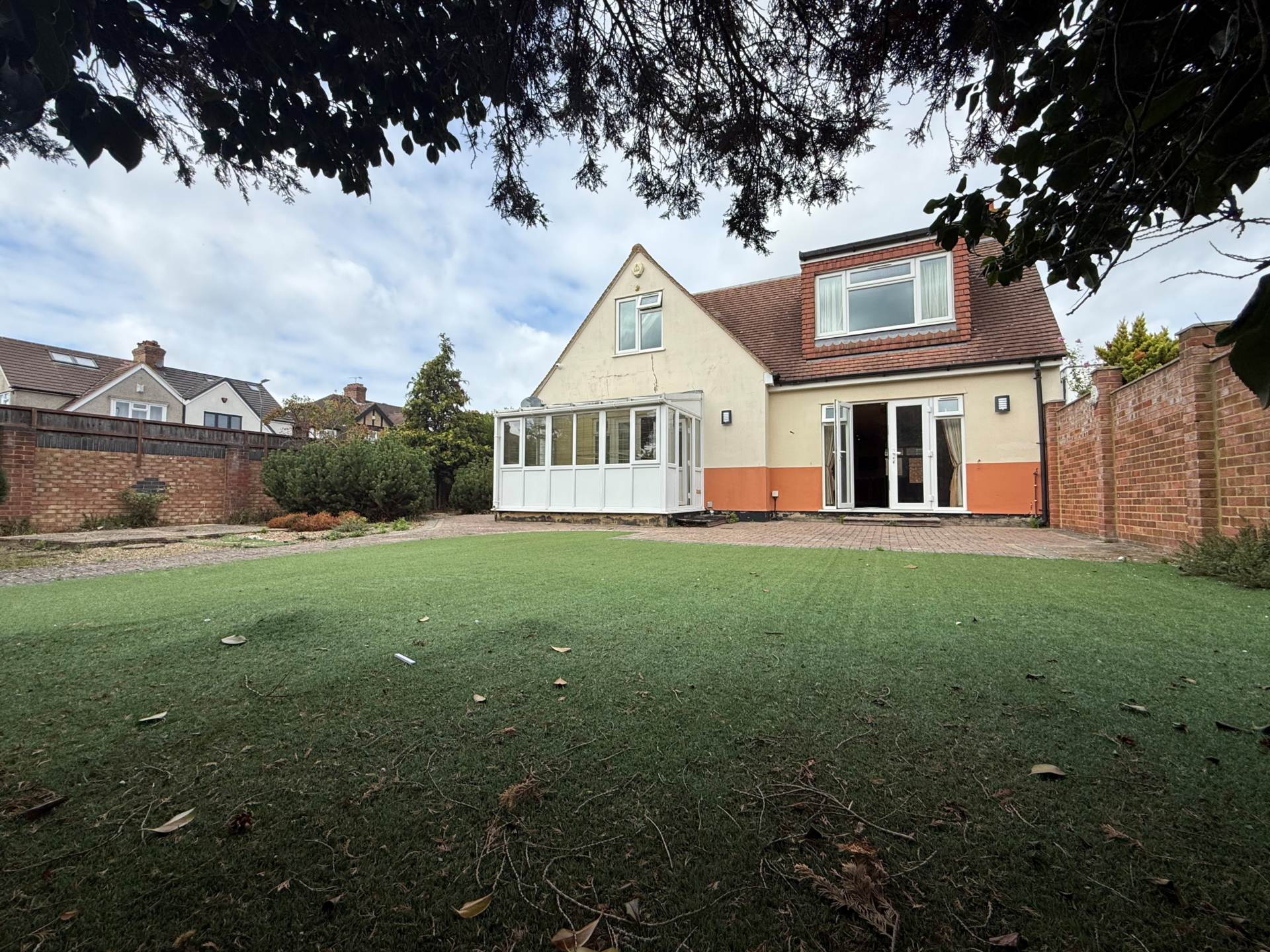 Bedonwell Road, London   ** 3D FLOORPLAN AVAILABLE **, Image 20