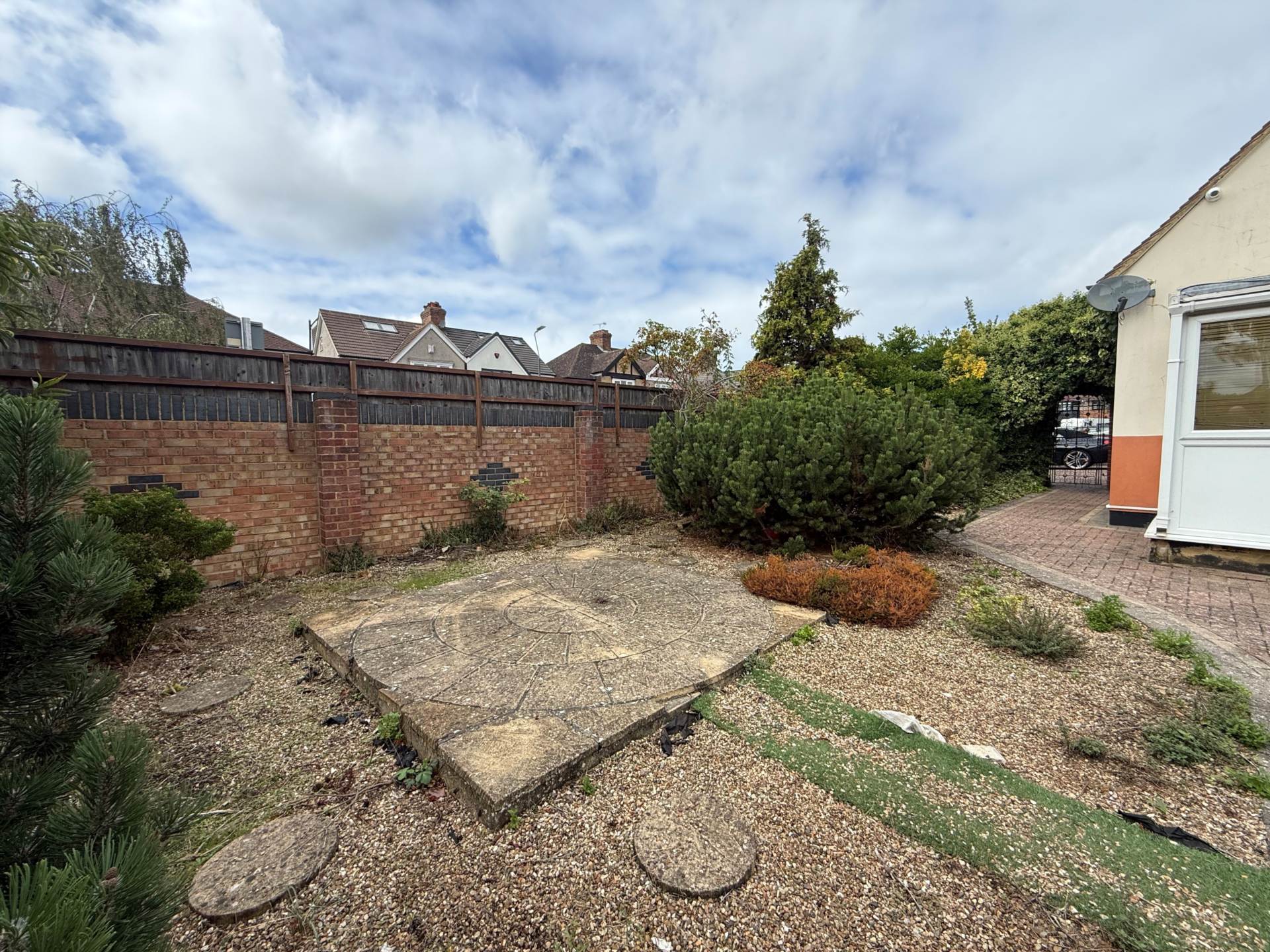 Bedonwell Road, London   ** 3D FLOORPLAN AVAILABLE **, Image 22