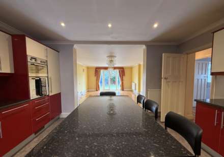 Bedonwell Road, London   ** 3D FLOORPLAN AVAILABLE **, Image 5
